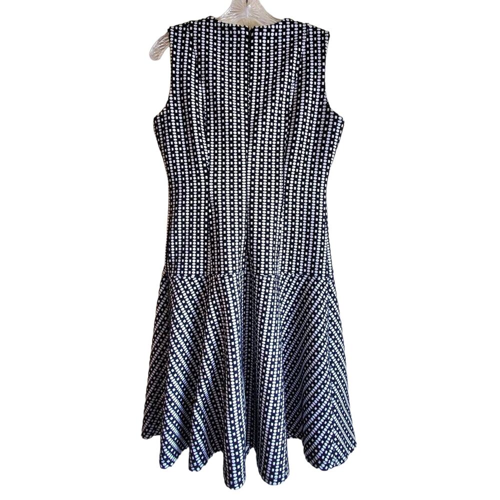 CALVIN KLEIN Women's 6 Dress Fit & Flare Black White Knit Sleeveless Back Zipper - Picture 7 of 7